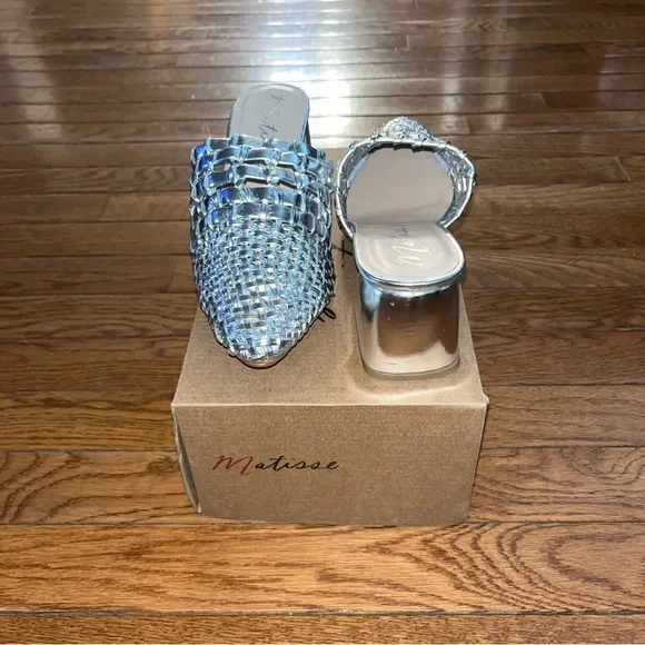 Matisse Lexie Heeled Mules Silver Metallic Leather Women’s Size 6 Woven Style - Picture 5 of 10